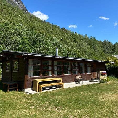 Villa Vollsnes Feriehus à Hjelle Extérieur photo