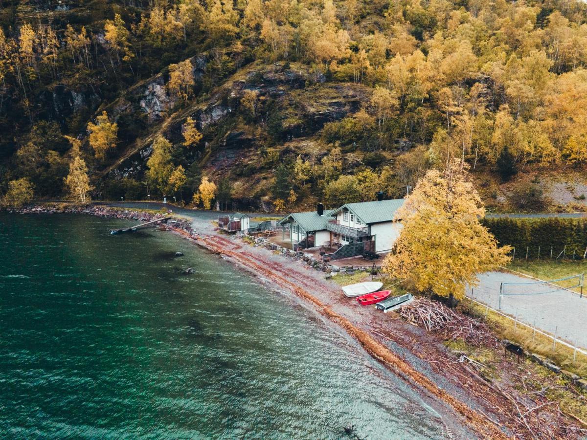 Villa Vollsnes Feriehus à Hjelle Extérieur photo